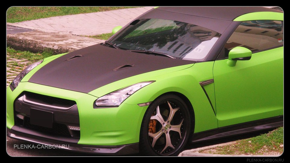 Автомобильная зеленая матовая пленка.